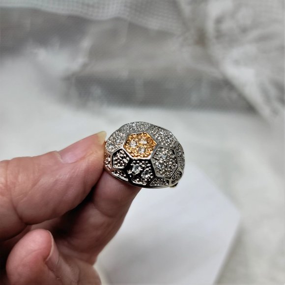 Vintage Dome Brooch by Roman Gold & Silver Rhinestones - Picture 5 of 11